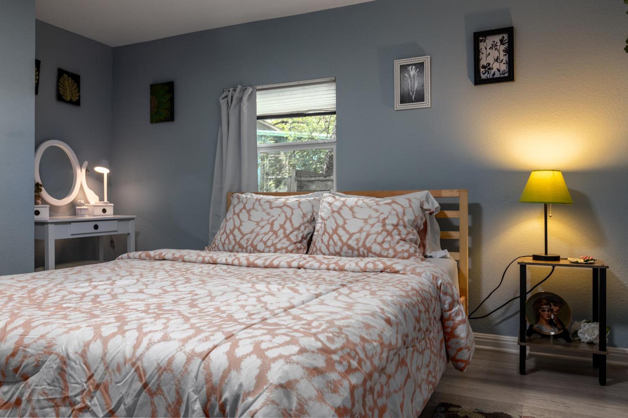 Award Winning Cultural Heritage Home Near Downtown - Walk To 6Th Street Austin Luaran gambar